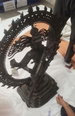 Damaged Stock of Art & Décor, Furniture, Jewellery and Wellness